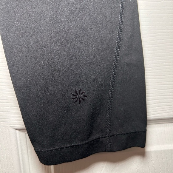 ATHLETA Girl Stash Your Treasures Capri Leggings- Black/ Size XXL (16) - Picture 8 of 11